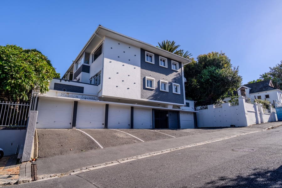 2 Bedroom Property for Sale in Tamboerskloof Western Cape